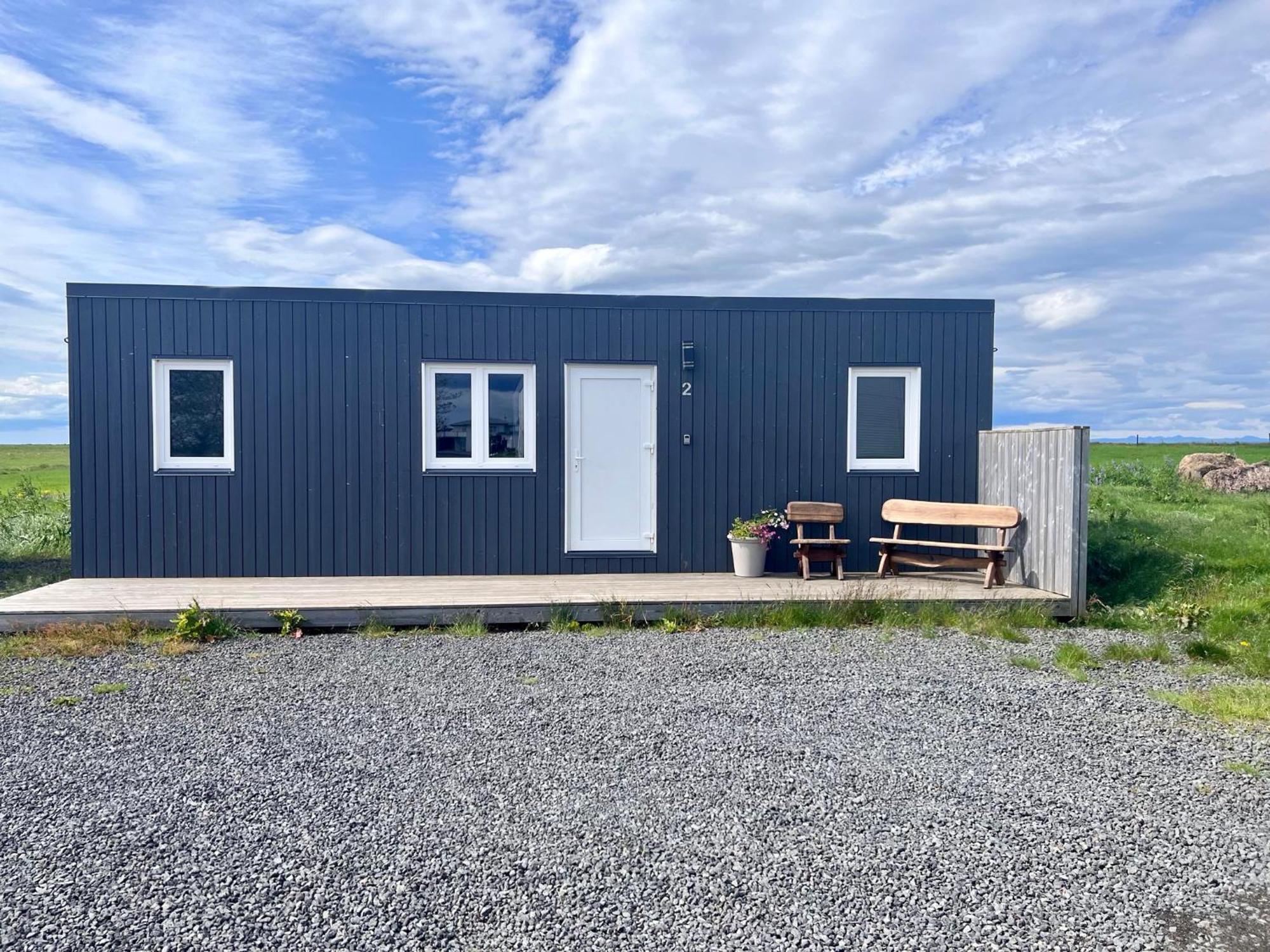 Armot Guesthouse Хвольсвёдлюр Экстерьер фото