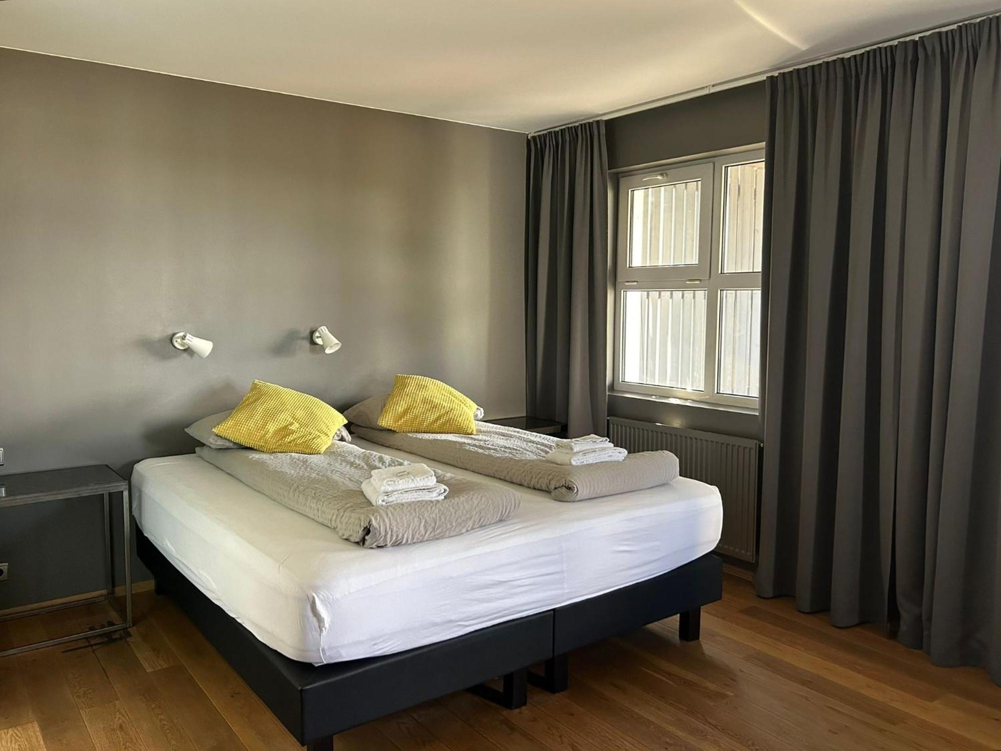 Armot Guesthouse Хвольсвёдлюр Экстерьер фото