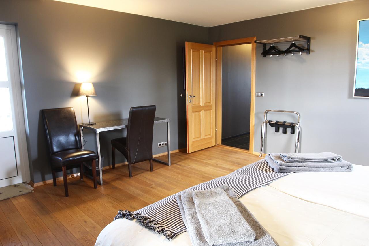 Armot Guesthouse Хвольсвёдлюр Экстерьер фото