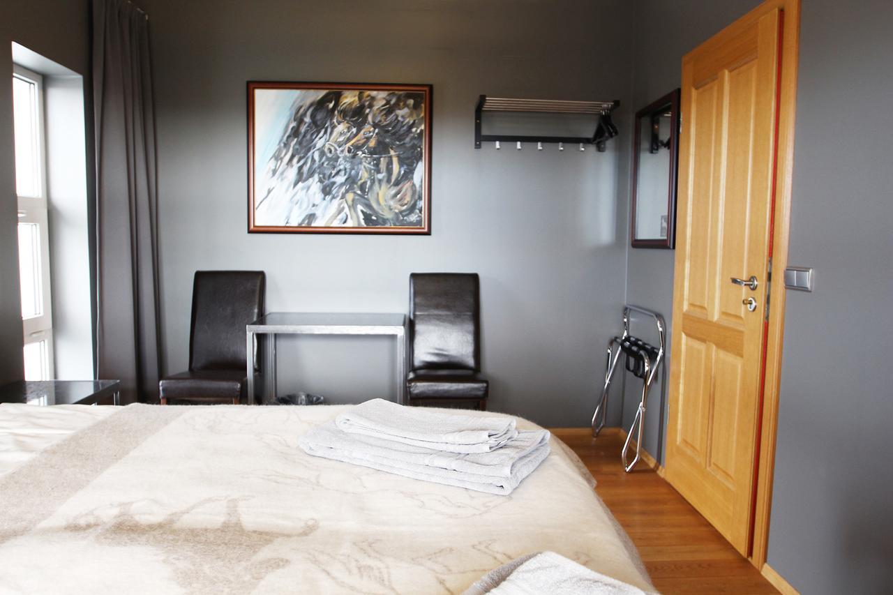 Armot Guesthouse Хвольсвёдлюр Экстерьер фото