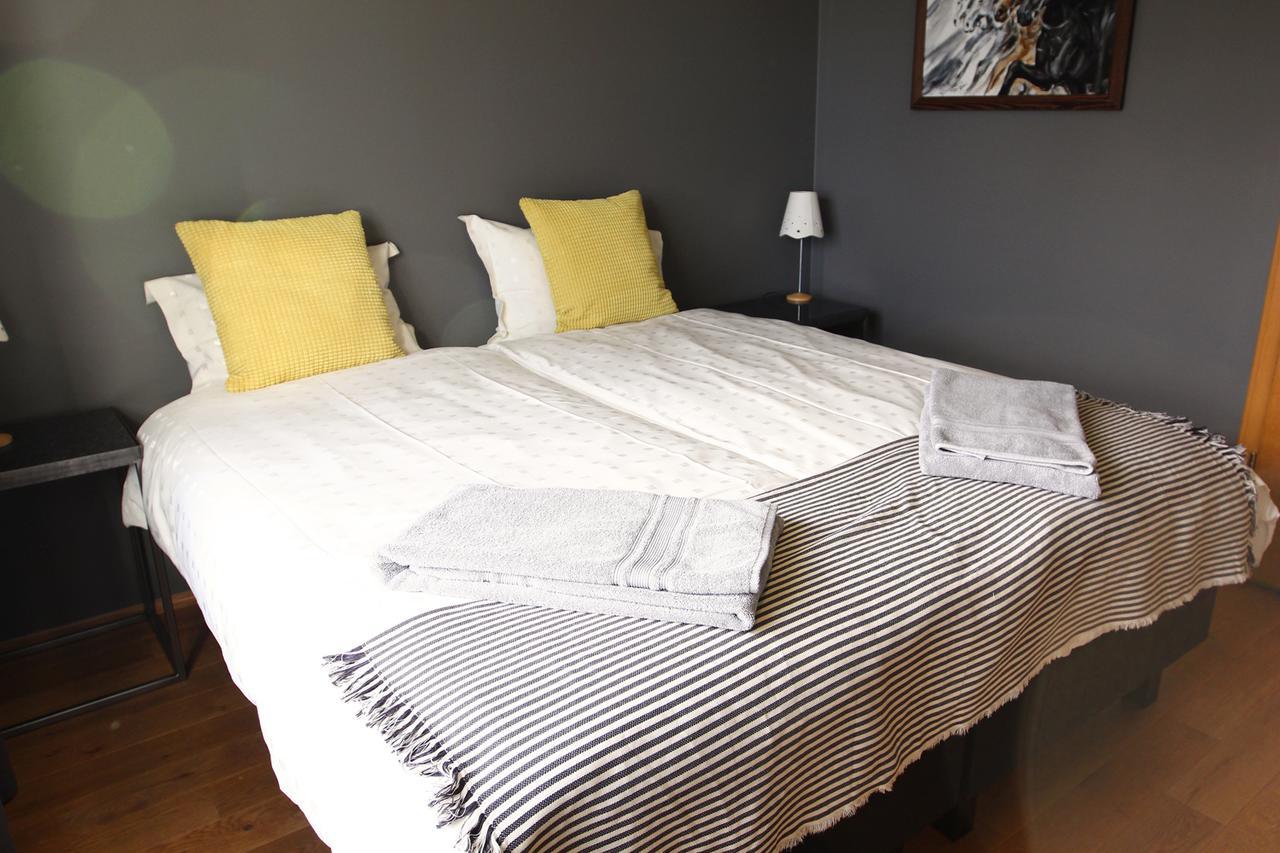 Armot Guesthouse Хвольсвёдлюр Экстерьер фото