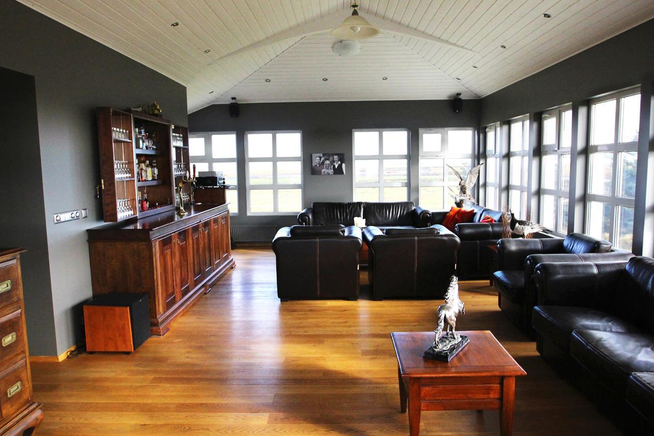 Armot Guesthouse Хвольсвёдлюр Экстерьер фото