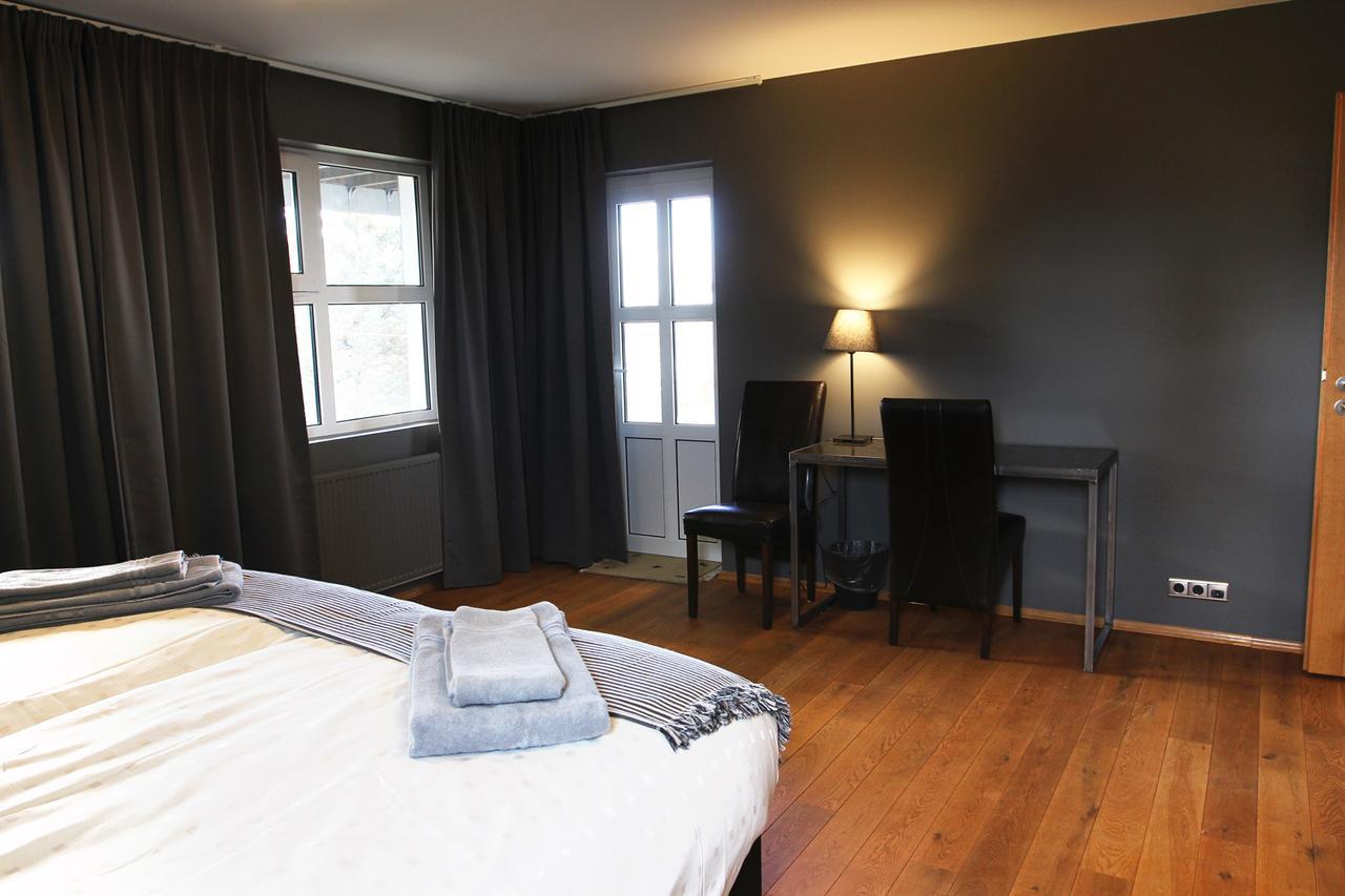 Armot Guesthouse Хвольсвёдлюр Экстерьер фото